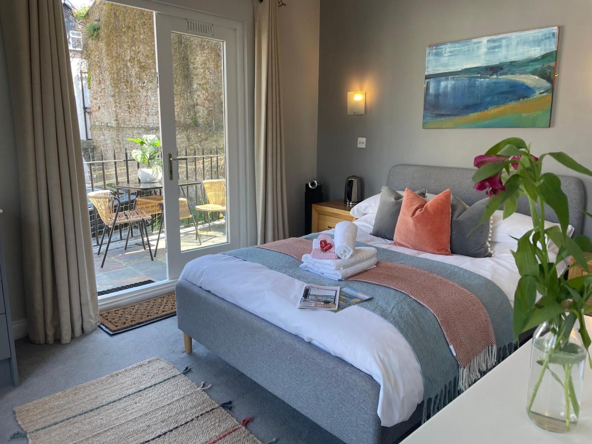 Affittacamere St Elmo House 4*